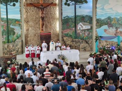 N. Sra. Aparecida â€“ Missa das 10 horas lota SantuÃ¡rio (12/10)
